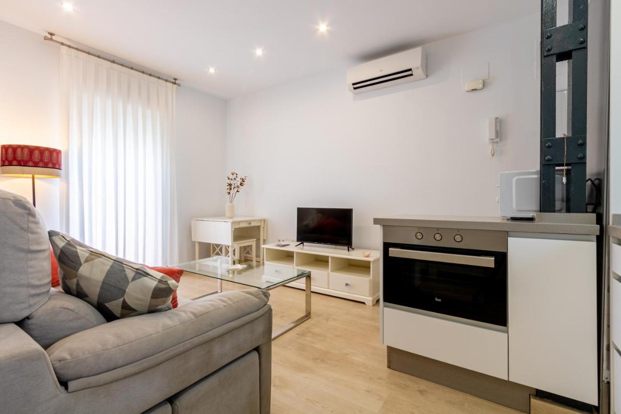 Charming 2 Bedroom Apartment Triana Bridge By Ocityzen セビリア エクステリア 写真