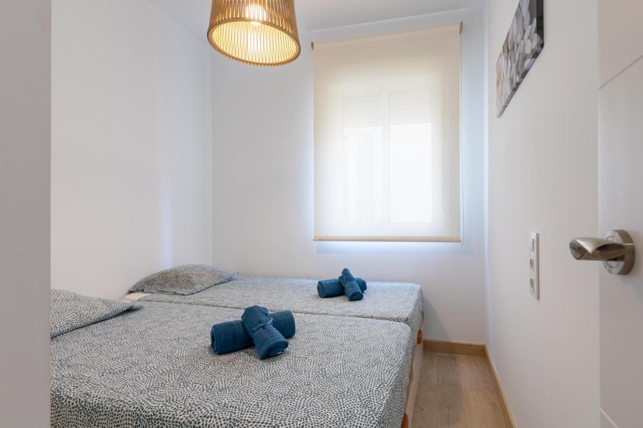 Charming 2 Bedroom Apartment Triana Bridge By Ocityzen セビリア エクステリア 写真